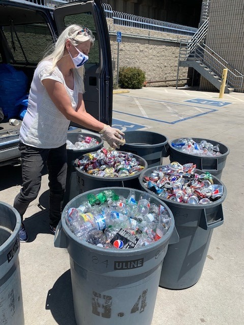 pic of sorting cans